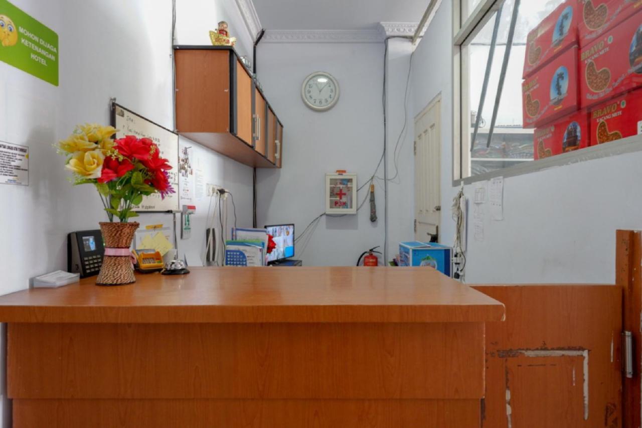 Reddoorz @ Hotel Bravo Pantai Kamali Bau Bau Baubau Экстерьер фото